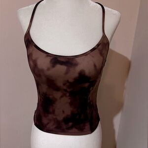 VS cropped workout top